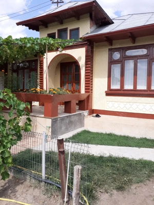 Vând casa com Jorasti jud Galati - imagine 5
