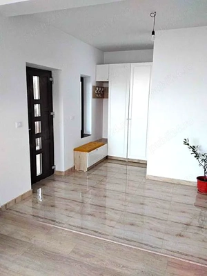 Vilă duplex luminoasă în Bucium, panorama deosebita, suprafata 480mp, 1560 mp teren - imagine 5