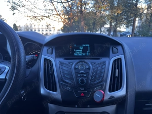 Vand Ford Focus 1.6 Benzina - imagine 3