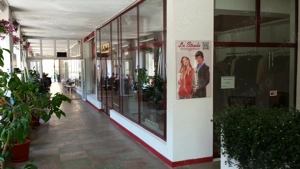 Spatiu comercial ultracentral cu vitrine inchiriere sau vanzare - imagine 3