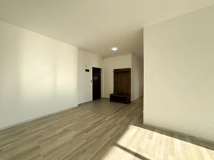 Apartament de inchiriat - suprafata generoasa - imagine 3