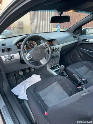 Opel Astra GTC - imagine 9