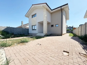 CASA INDIVIDUALA, 5 camere, 460 mp teren, 150 mp utili - Giroc