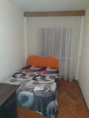 Închiriez apartament 3 camere - imagine 7