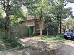 Vând casa cu gradina și teren 28 arii în Ciumeghiu lângă biserica  - imagine 4