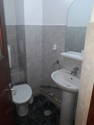 Închiriez apartament 3 camere - imagine 9