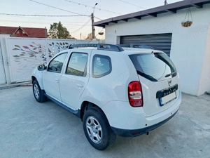 Dacia Duster 1,6 benzina, clima, navigatie - imagine 4