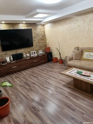 De vanzare - imagine 6