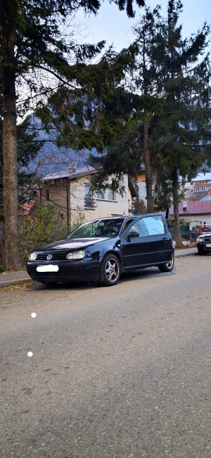 VW Golf 4 Negru 1.6 Benzina - imagine 3