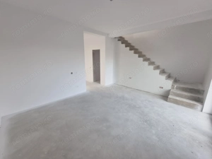 Triplex 2025, 4 camere, 3 locuri de parcare, Sacalaz - imagine 2