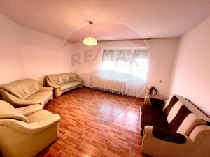 Casă / Vilă cu 7 camere de închiriat în zona Oncea - imagine 8