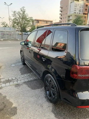 VW Touran 1,4 tsi 7 locuri - imagine 4