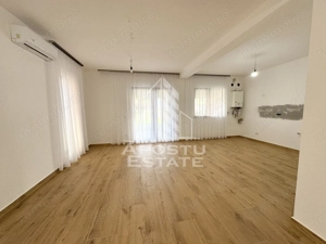 Duplex cu 5 camere si 3 bai, 300mp teren complet finisat in Giroc. - imagine 2