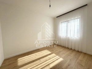 Duplex cu 5 camere si 3 bai, 300mp teren complet finisat in Giroc. - imagine 6