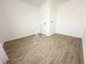 Duplex cu 5 camere si 3 bai, 300mp teren complet finisat in Giroc. - imagine 18