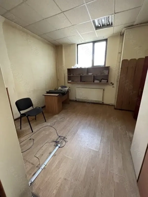 DE VANZARE - Spatiu comercial in zona circulata - imagine 9