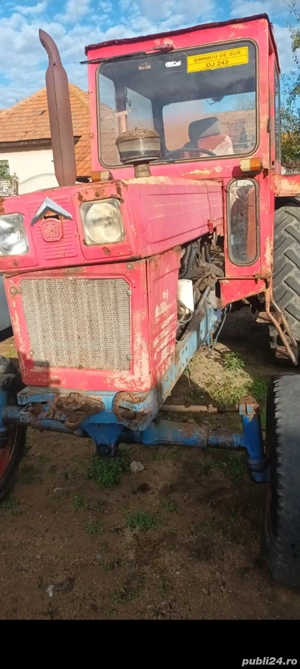 Vând tractor 