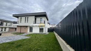 Casă de vânzare | SU 250 mp | grădină, 2 parcări | Florești, zona Terra