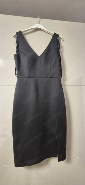 Rochie neagră elegantă scurtă