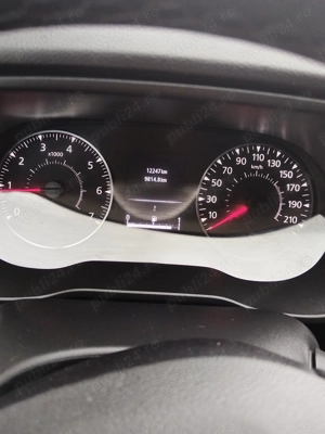 Vând Duster  Prestige, proprietar de nou, fără daune, km reali - imagine 7