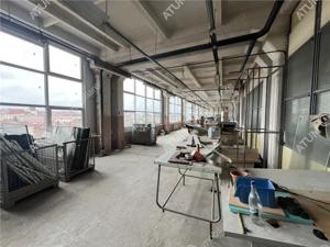 Hala industriala compartimentata in 5 spatii situat in zona Centrala - imagine 4