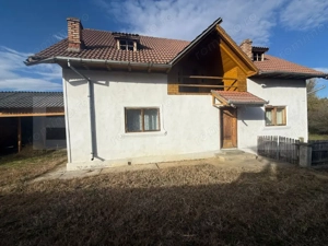 Casa de vanzare, Malu cu Flori 