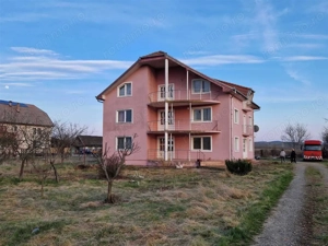 Casa+Teren intravilan 13,000 mp