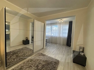 Apartament 2 camere, etaj intermediar, Vivo