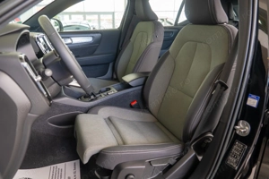 Volvo XC 40 T4 Recharge DKG - imagine 19