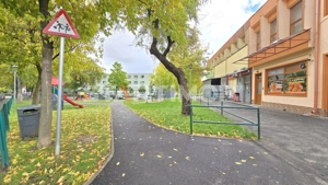 Garsoniera decomandata la casa cartier  Noua - imagine 23