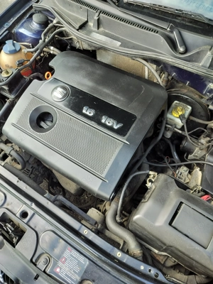 Seat Leon 1m 1.6 cm 16v  - imagine 2