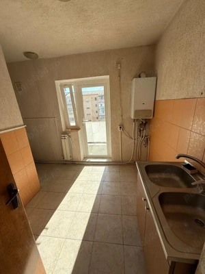 Apartament 2 camere de vanzare Curtea de Arges zona Manastirii - imagine 6