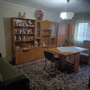 Apartament cu 2 camere    Zona Mall- Independenței ,etaj 2