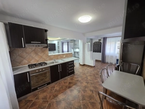 Inchiriez apartament  cu scara interioara si garaj - imagine 3