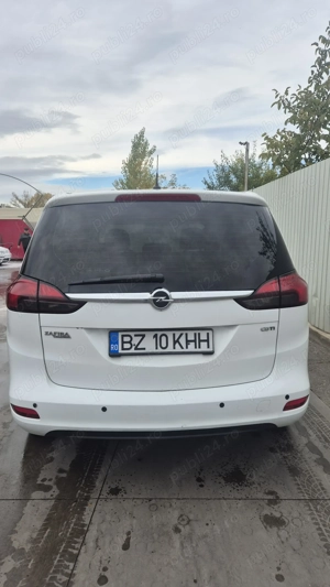 Opel Zafira Tourer  - imagine 2