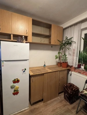 Proprietar Inchiriez garsoniera dambovita