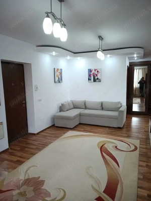 Inchiriez apartament 3 camere