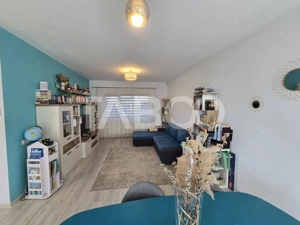 Casa de vanzare 5 camere 160mpu 3 bai 120mp teren liber zona Selimbar