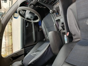 Vând Audi A4,2001,benzina1,6,cutie manuala 5 trepte,5 locuri,ofer fiscal.Pret 1600  negociabil. - imagine 3