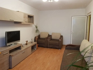 Inchiriere apartament 2 camere decomandat, et 3, 380 euro, Buzoieni, piata Rahova - imagine 3