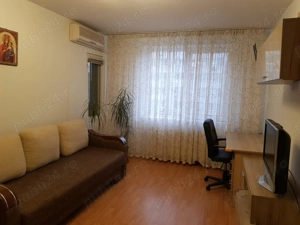 Inchiriere apartament 2 camere decomandat, et 3, 380 euro, Buzoieni, piata Rahova - imagine 2