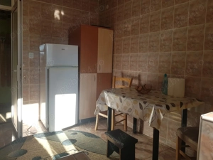 Inchiriere apartament 2 camere decomandat, et 3, 380 euro, Buzoieni, piata Rahova - imagine 8