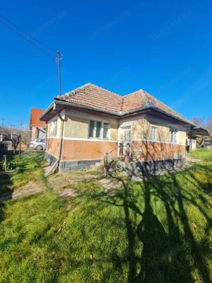 Casa renovabila, 56,7 mp utili, 2500 mp de teren, loc. Rediu, Com. Aiton