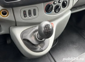  Renault trafic Opel Vivaro Nissan primastar 2.0 dCi  - imagine 6