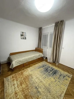 Casa cu 3 camere, zona Centrala - imagine 3