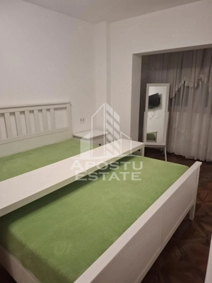 Apartament, 3 camere, centrala proprie, zona Lipovei - imagine 3