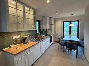 CASA INDIVIDUALA ZONA LINISTITA DEZMIR - imagine 3