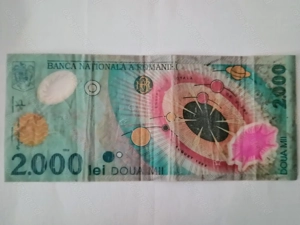 Vând bancnotă 2000 lei  cu eclipsa din august 1999 - imagine 4