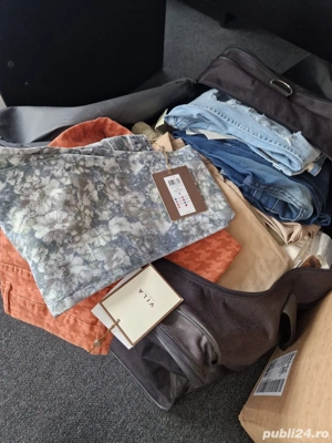 Pantaloni si blugi noi, cu eticheta 