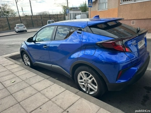 Toyota C-HR 1.8 hybrid 2022 - imagine 4
